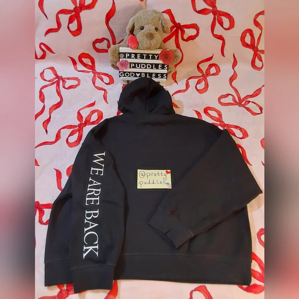 🪽 XXL Victoria's Secret Fashion Show '24 Embroidered Classic Hoodie #2 🪽 - Picture 2 of 14